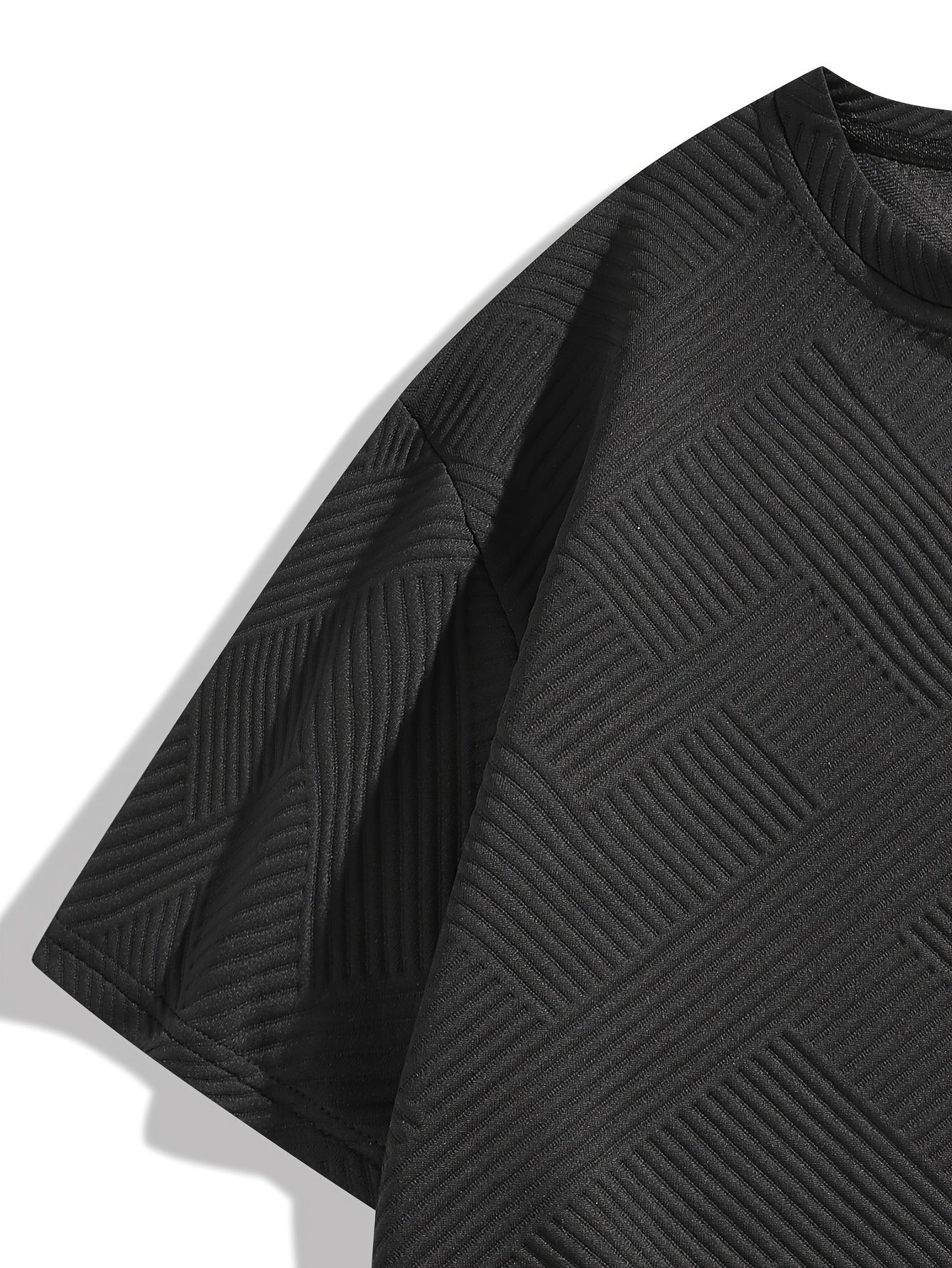 MY-TZ2025 Men's Casual Fashionable Suit: Simple Textured Short Sleeve T-shirt and Shorts, Show Personality and Comfort
