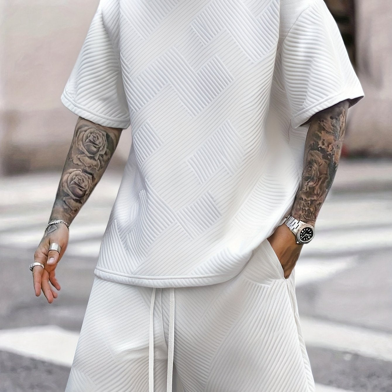 MY-TZ2025 Men's Casual Fashionable Suit: Simple Textured Short Sleeve T-shirt and Shorts, Show Personality and Comfort