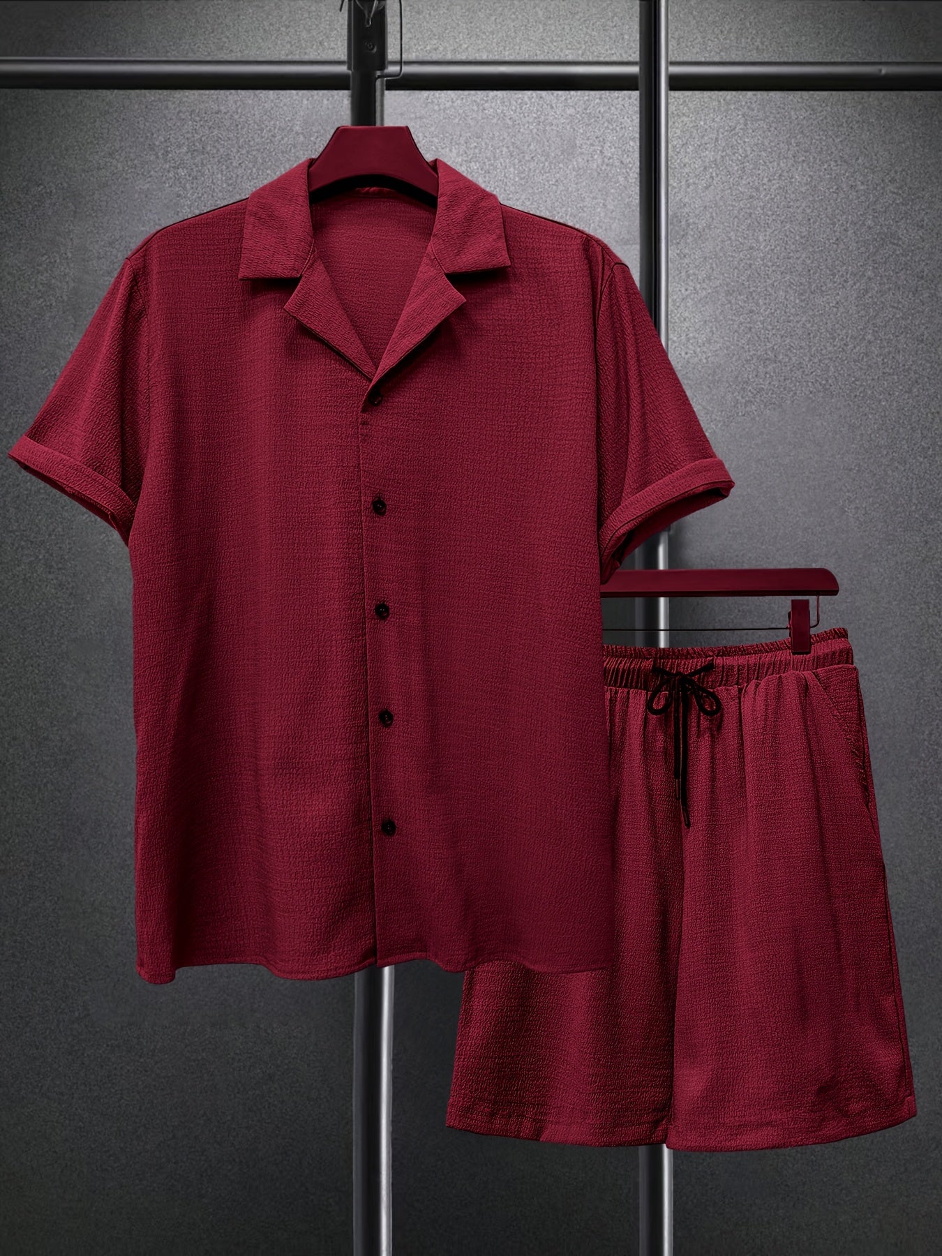 2025 spring and summer new small checkered texture shirt and shorts suit, casual solid color suit collar short-sleeved shirt and shorts Men's 2pcs suit, summer light top and pants Men's beach suit, daily outing, casual travel